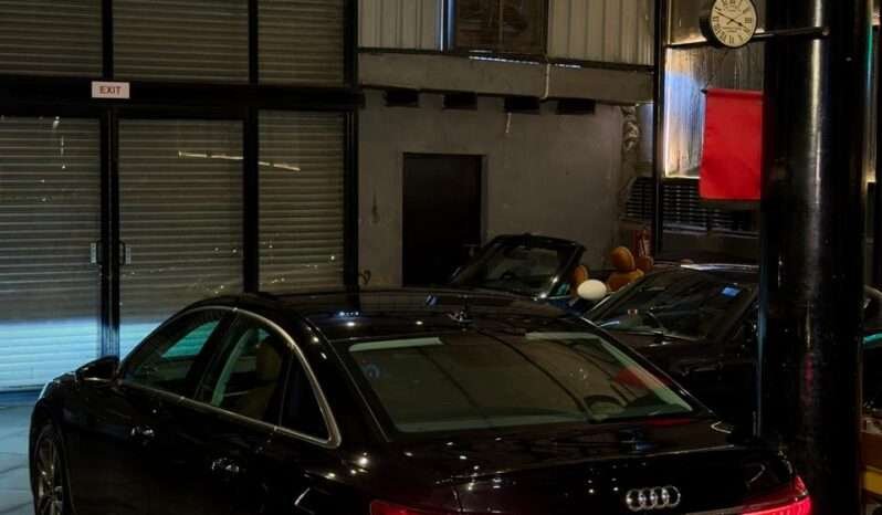 
								Audi A6 45 TFSI Technology full									