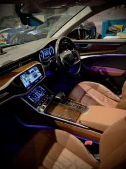 
										Audi A6 45 TFSI Technology full									