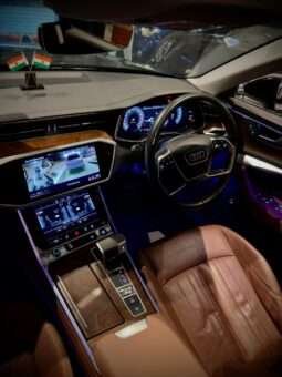 
										Audi A6 45 TFSI Technology full									