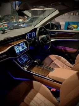 
										Audi A6 45 TFSI Technology full									