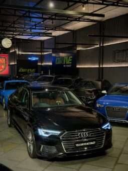 
										Audi A6 45 TFSI Technology full									