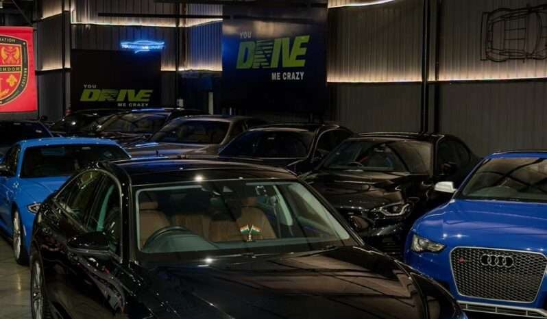 
								Audi A6 45 TFSI Technology full									