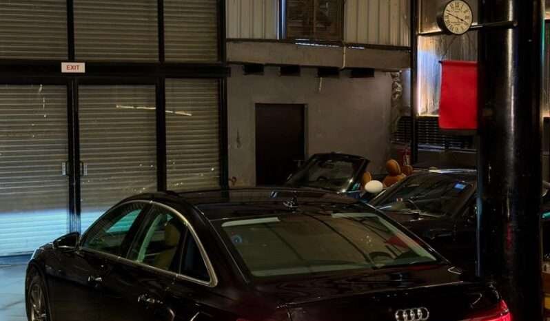 
								Audi A6 45 TFSI Technology full									