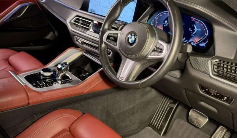 
								BMW X6 xDrive40i M Sport full									