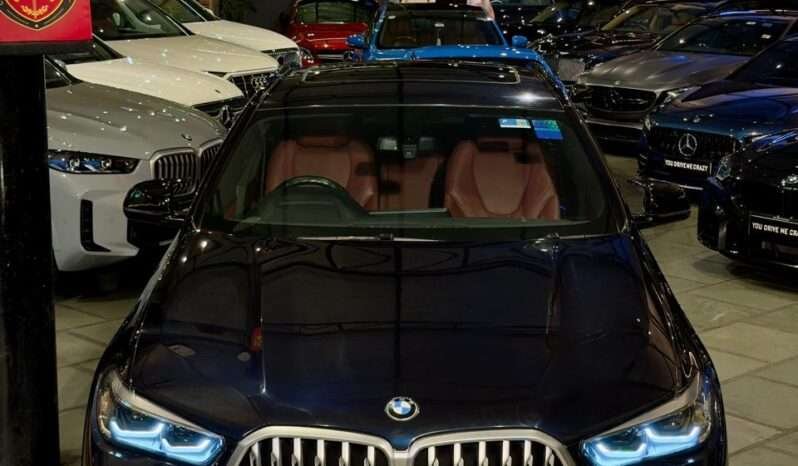 
								BMW X6 xDrive40i M Sport full									