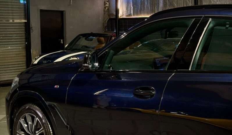 
								BMW X6 xDrive40i M Sport full									