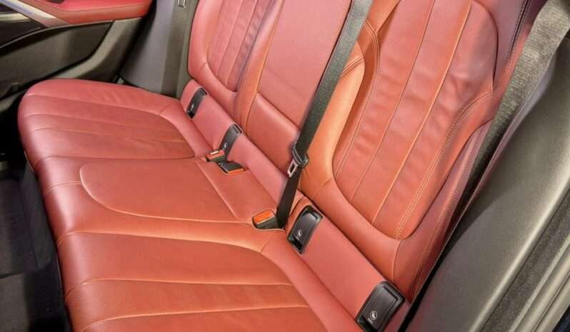 
								BMW X6 xDrive40i M Sport full									