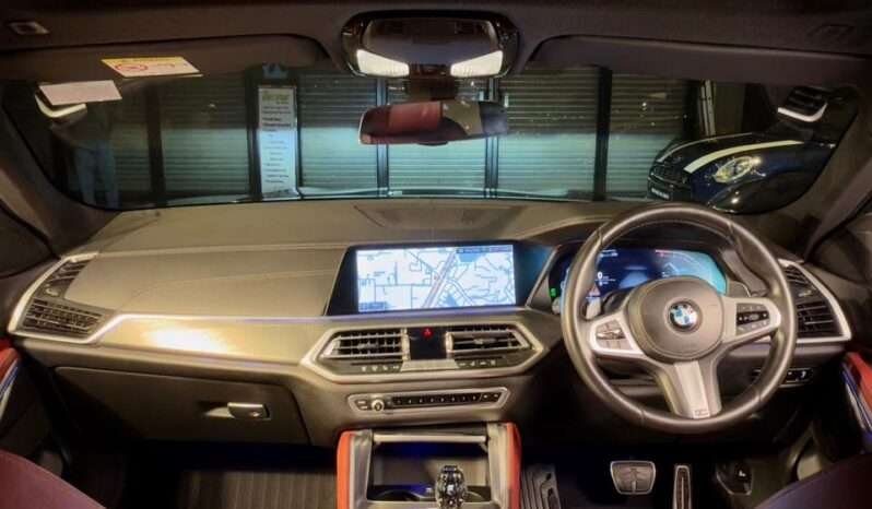 
								BMW X6 xDrive40i M Sport full									