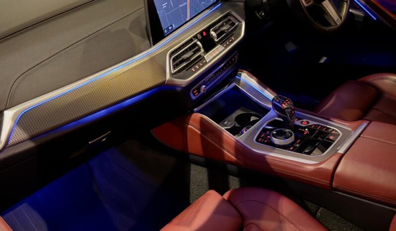 
								BMW X6 xDrive40i M Sport full									