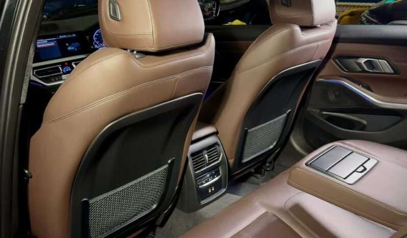 
								BMW 330i M Sport (G20 LCI) full									