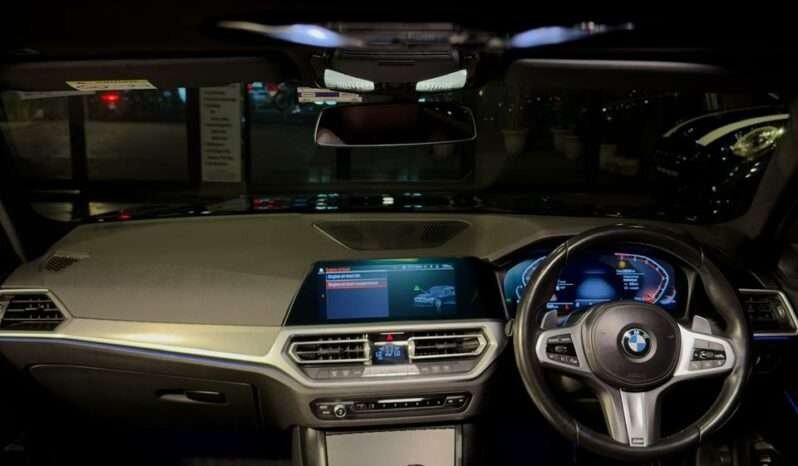 
								BMW 330i M Sport (G20 LCI) full									