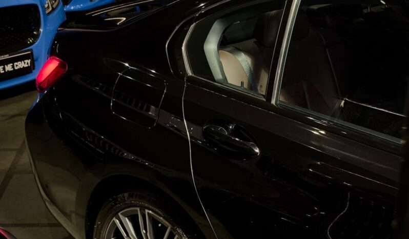 
								BMW 330i M Sport (G20 LCI) full									