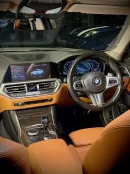 
										BMW 330Li M Sport Limousine full									