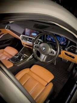 
										BMW 330Li M Sport Limousine full									