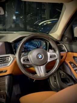 
										BMW 330Li M Sport Limousine full									