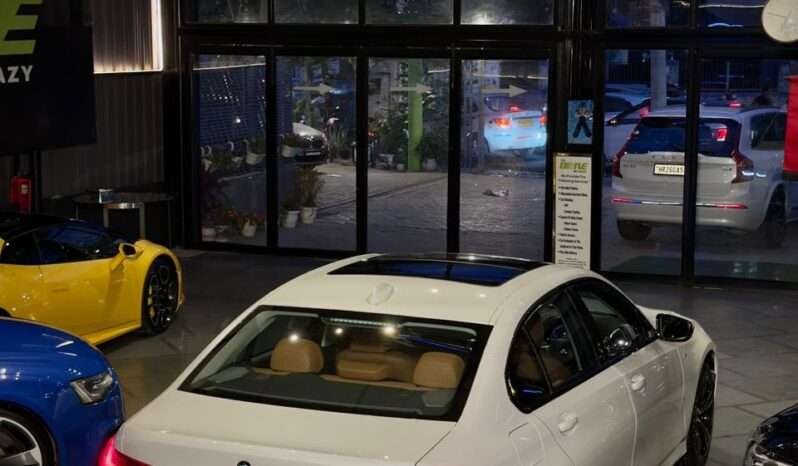 
								BMW 330Li M Sport Limousine full									