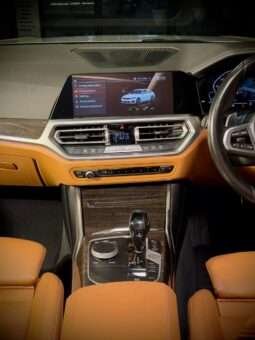 
										BMW 330Li M Sport Limousine full									