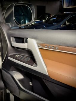 
										Toyota Land Cruiser LC200 full									