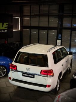 
										Toyota Land Cruiser LC200 full									