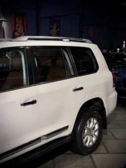 
										Toyota Land Cruiser LC200 full									