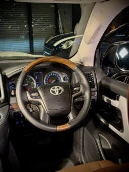 
										Toyota Land Cruiser LC200 full									