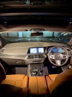 
										BMW X7 xDrive40i M Sport full									