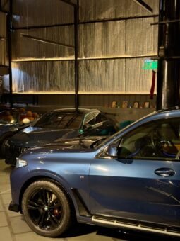 
										BMW X7 xDrive40i M Sport full									