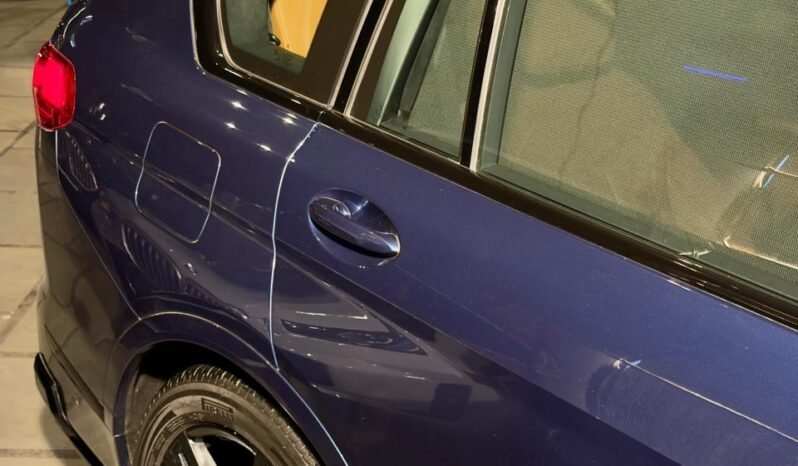 
								BMW X7 xDrive40i M Sport full									