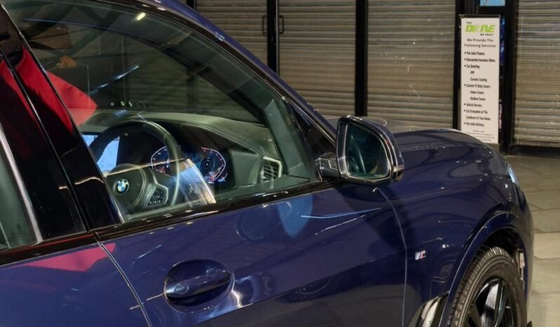 
								BMW X7 xDrive40i M Sport full									