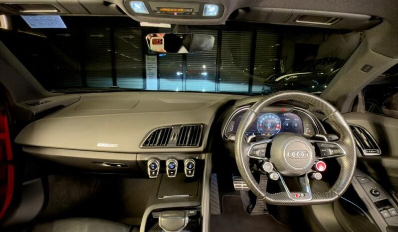 
								Audi R8 V10 Plus Coupe full									