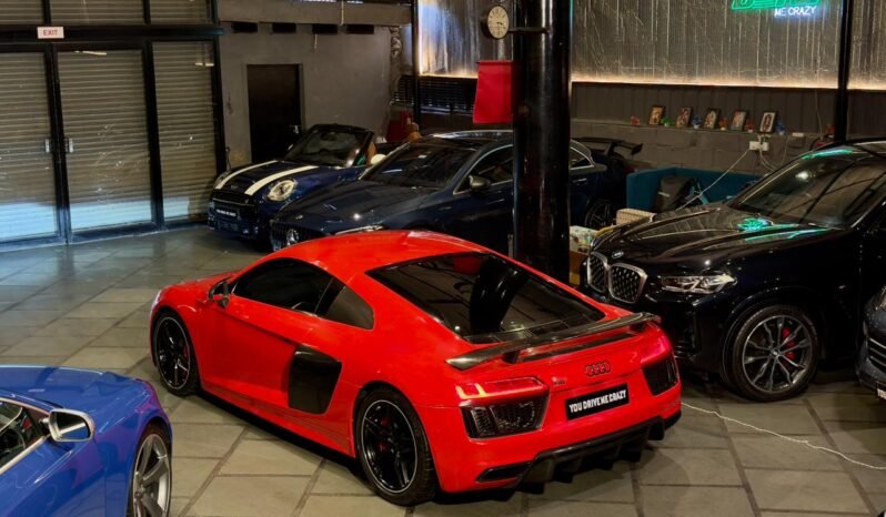 
								Audi R8 V10 Plus Coupe full									