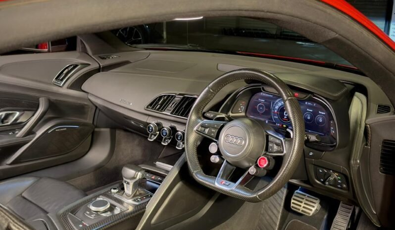 
								Audi R8 V10 Plus Coupe full									