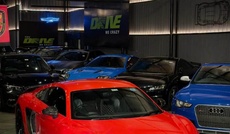 
								Audi R8 V10 Plus Coupe full									