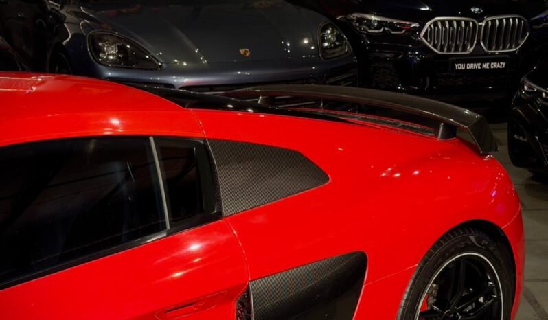 
								Audi R8 V10 Plus Coupe full									