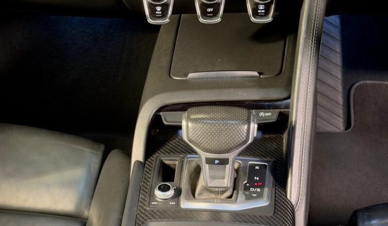 
								Audi R8 V10 Plus Coupe full									