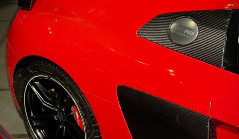 
								Audi R8 V10 Plus Coupe full									