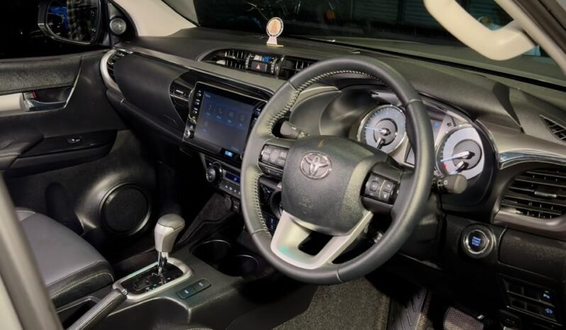 
								Toyota Hilux High AT 2024 (Brand New Condition) full									