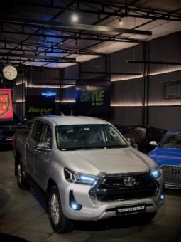 
										Toyota Hilux High AT 2024 (Brand New Condition) full									