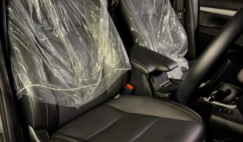 
								Toyota Hilux High AT 2024 (Brand New Condition) full									