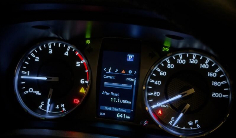 
								Toyota Hilux High AT 2024 (Brand New Condition) full									