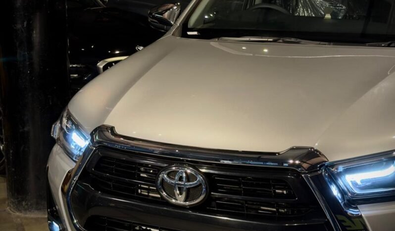 
								Toyota Hilux High AT 2024 (Brand New Condition) full									