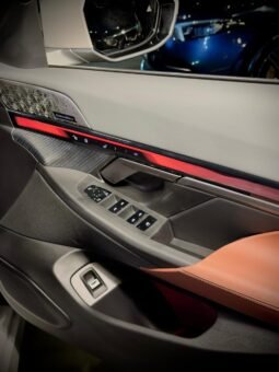 
										BMW 530Li MSport full									