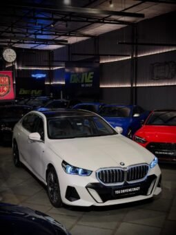 
										BMW 530Li MSport full									