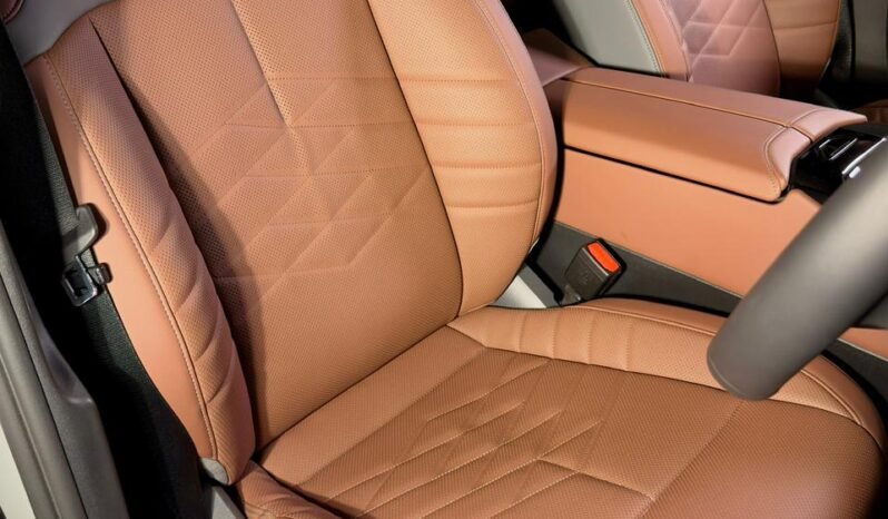 
								BMW 530Li MSport full									