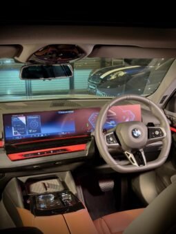 
										BMW 530Li MSport full									