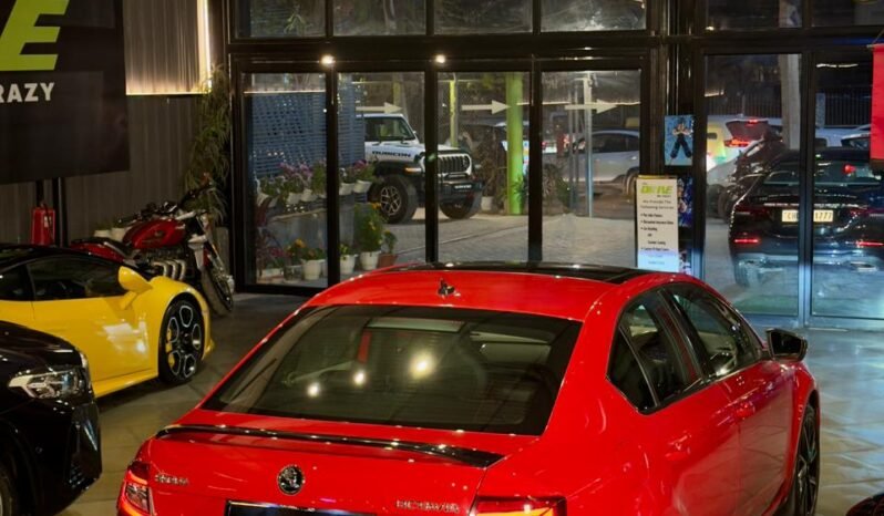 
								Škoda Octavia vRS 245 full									