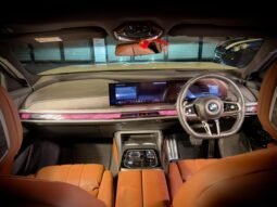 
										BMW 740i M Sport full									