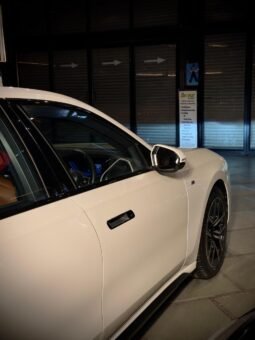 
										BMW 740i M Sport full									