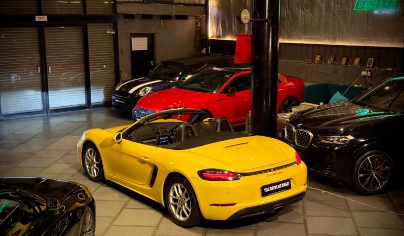 
								Porsche 718 Boxster full									
