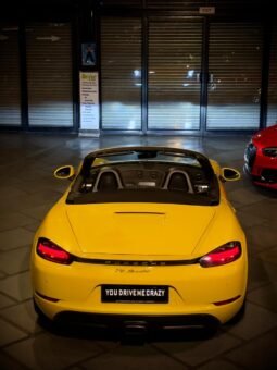 
										Porsche 718 Boxster full									